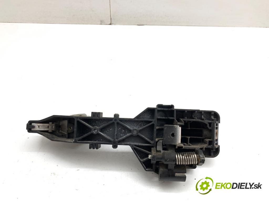 HYUNDAI ix20 liftback 2011 92 kW 1.6 1591 klika vnejší pravý přední část