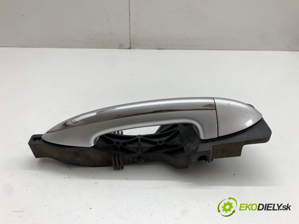HYUNDAI ix20 liftback 2011 92 kW 1.6 1591 klika vnejší pravý zadní část