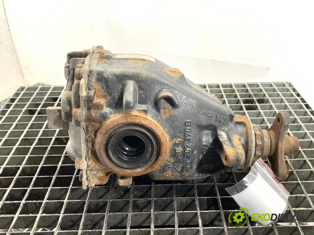 BMW F31 Kombi 2014 135 kW 320 d 1995 Most ,diferenciál zad 7599475