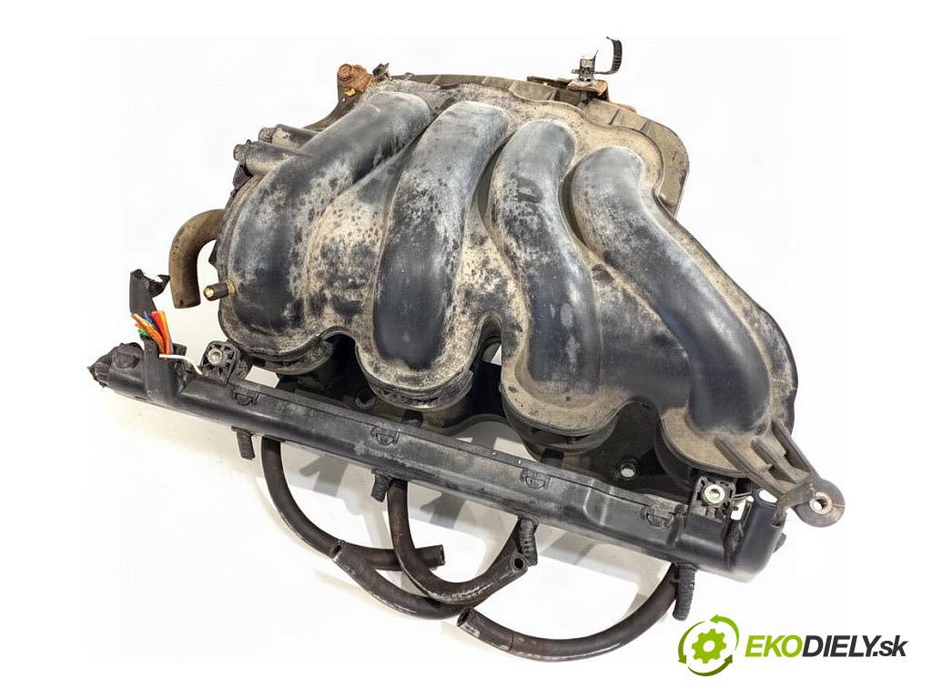 HYUNDAI ix20 liftback 2011 92 kW 1.6 1591 Potrubie sacie, sanie  (Sacie potrubie)