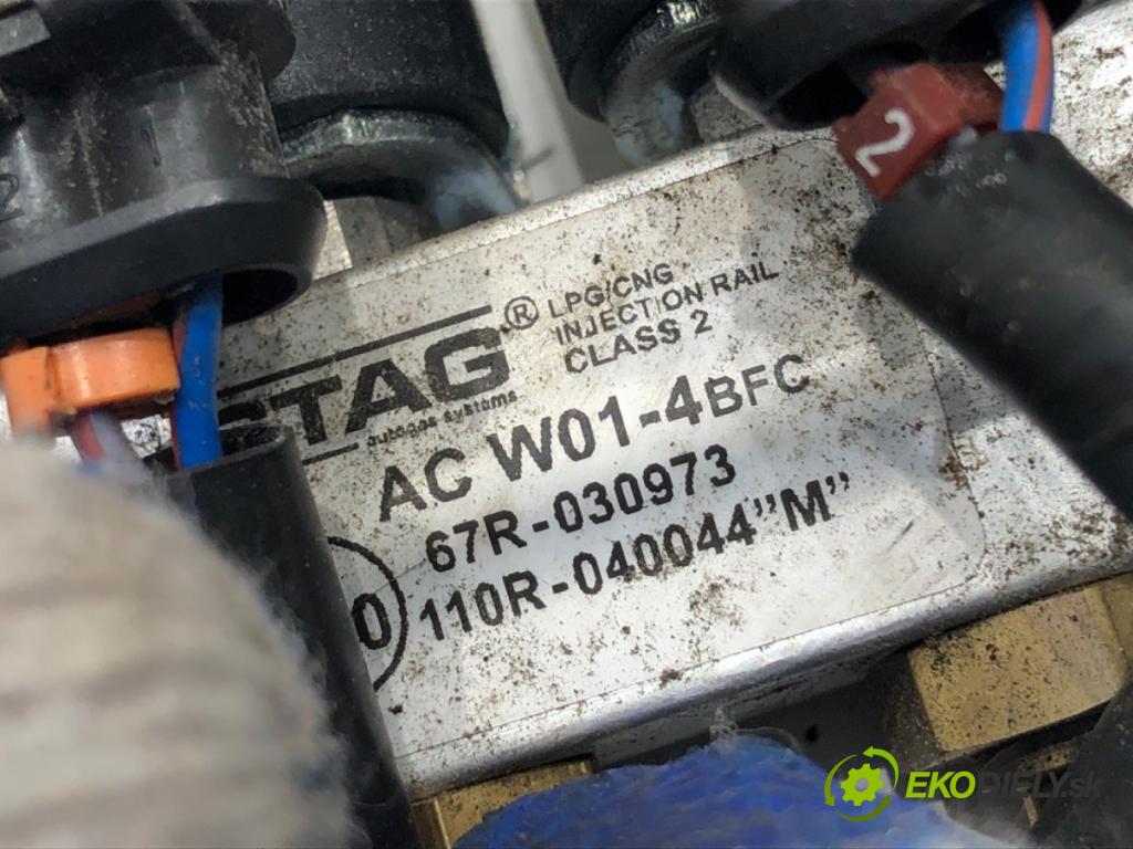 HYUNDAI ix20 liftback 2011 92 kW 1.6 1591 vstrekovač LPG AC W01-4BFC
