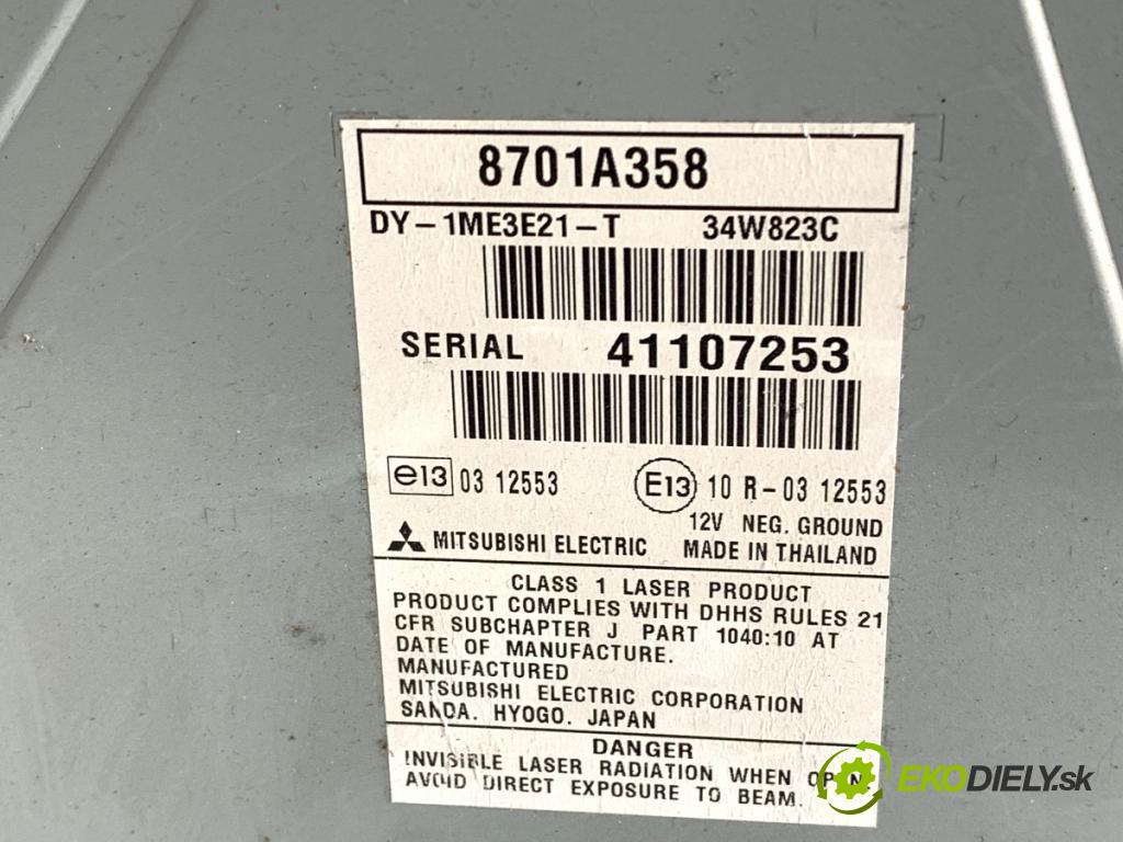 MITSUBISHI MIRAGE / SPACE STAR liftback 2014 52 kW 1.0 (A05A) 999 RADIO 8701A358 (Audio zariadenie)
