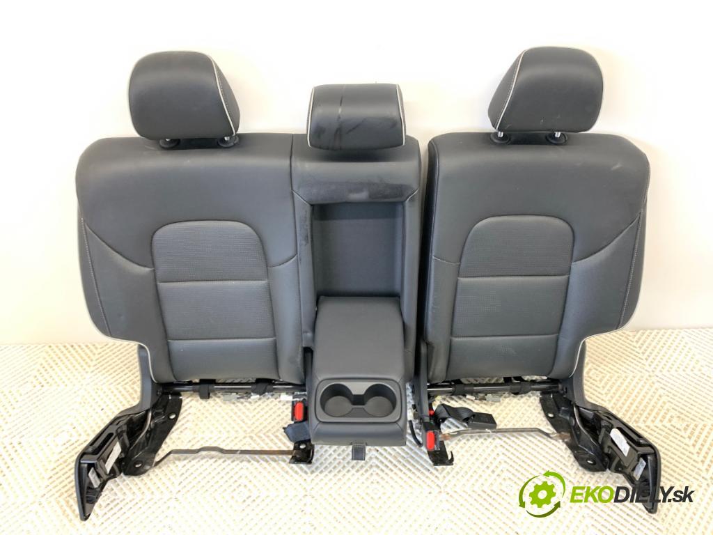KIA SPORTAGE IV SUV 2017 130 kW 1.6 T-GDI 1591 Sedadlo druhý rad