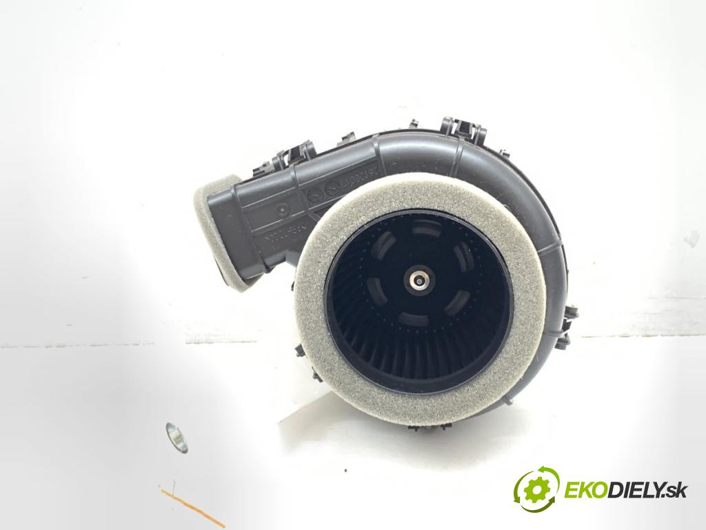 TOYOTA YARIS IV SUV 2024 68 kW 1.5 Hybrid (MXPJ10) 1490 ventilátor kúrenia G9230-K0021