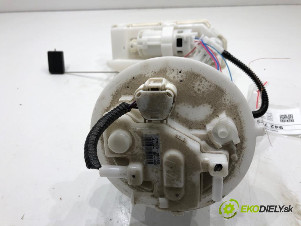 TOYOTA YARIS IV SUV 2024 68 kW 1.5 Hybrid (MXPJ10) 1490 Pumpa paliva 77020-0D280
