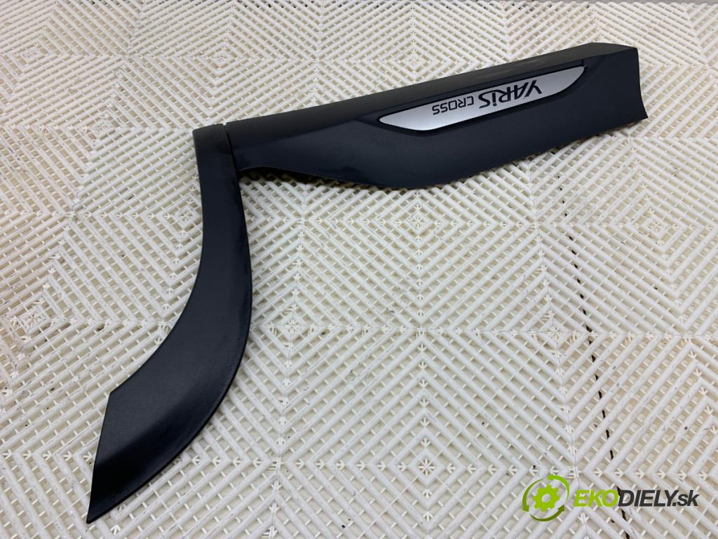 TOYOTA YARIS IV SUV 2024 68 kW 1.5 Hybrid (MXPJ10) 1490 Lišta Dvere ľavy zad 75078-0D020