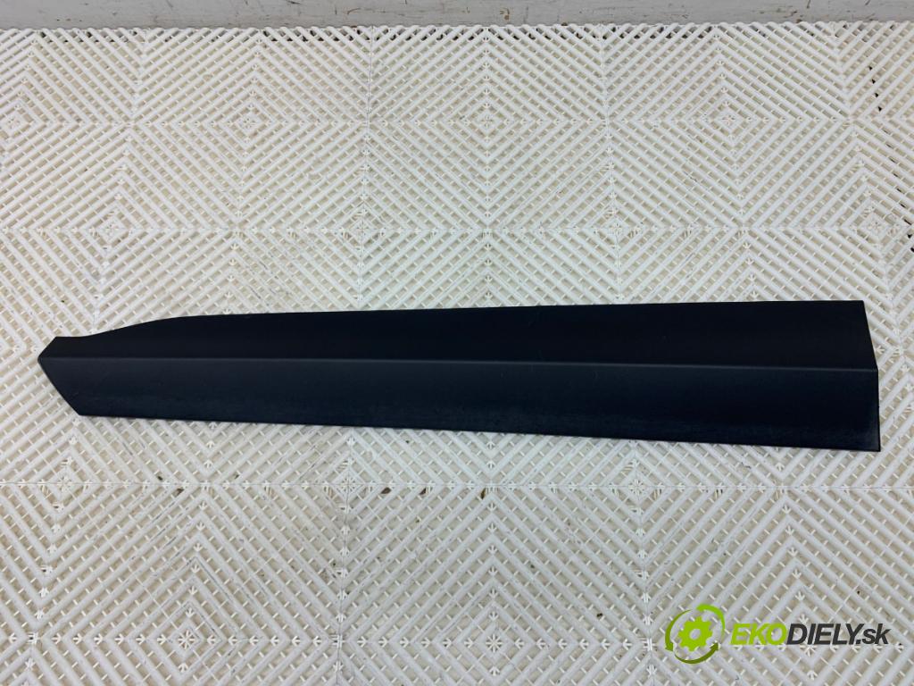 TOYOTA YARIS IV SUV 2024 68 kW 1.5 Hybrid (MXPJ10) 1490 Lišta Dvere ľavy predný 75074-K2010