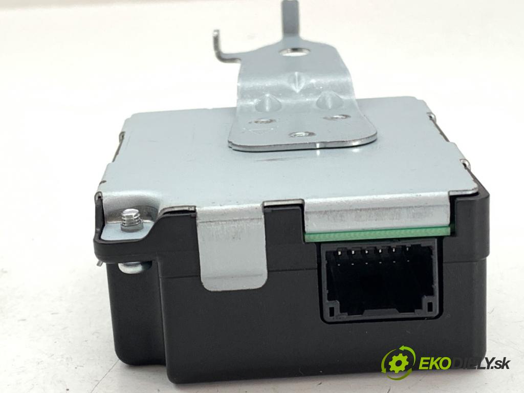 TOYOTA YARIS IV SUV 2024 68 kW 1.5 Hybrid (MXPJ10) 1490 Modul KEYLESS 897B0-0D060