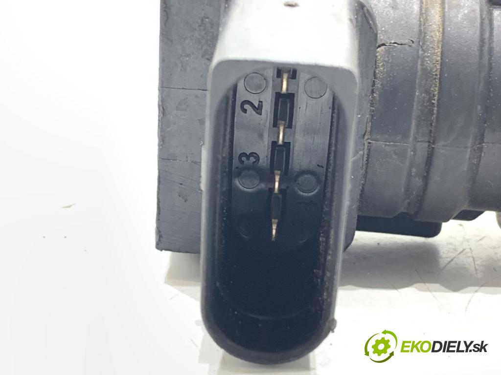 SEAT EXEO Kombi 2012 155 kW 2.0 TFSI 1984 cívka zapalovací 07K905715F (Zážehová cívka)