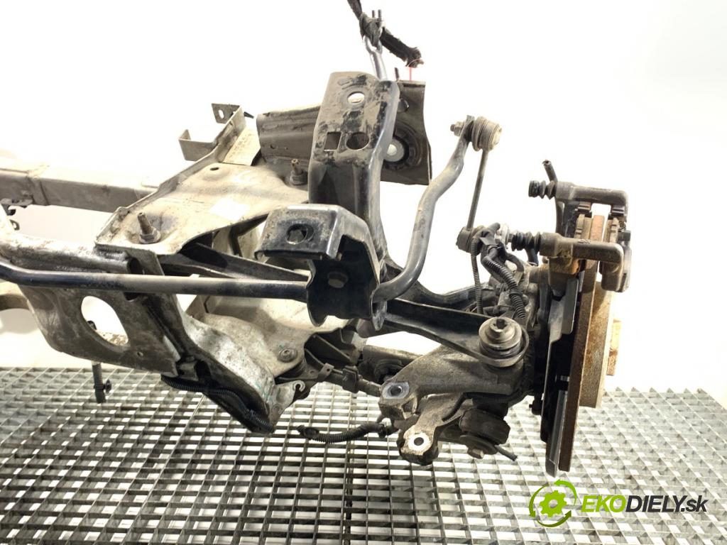 DS DS 7 SUV 2022 133 kW PureTech 180 (J45GFU) 1598 Výstuha zad 9843265080