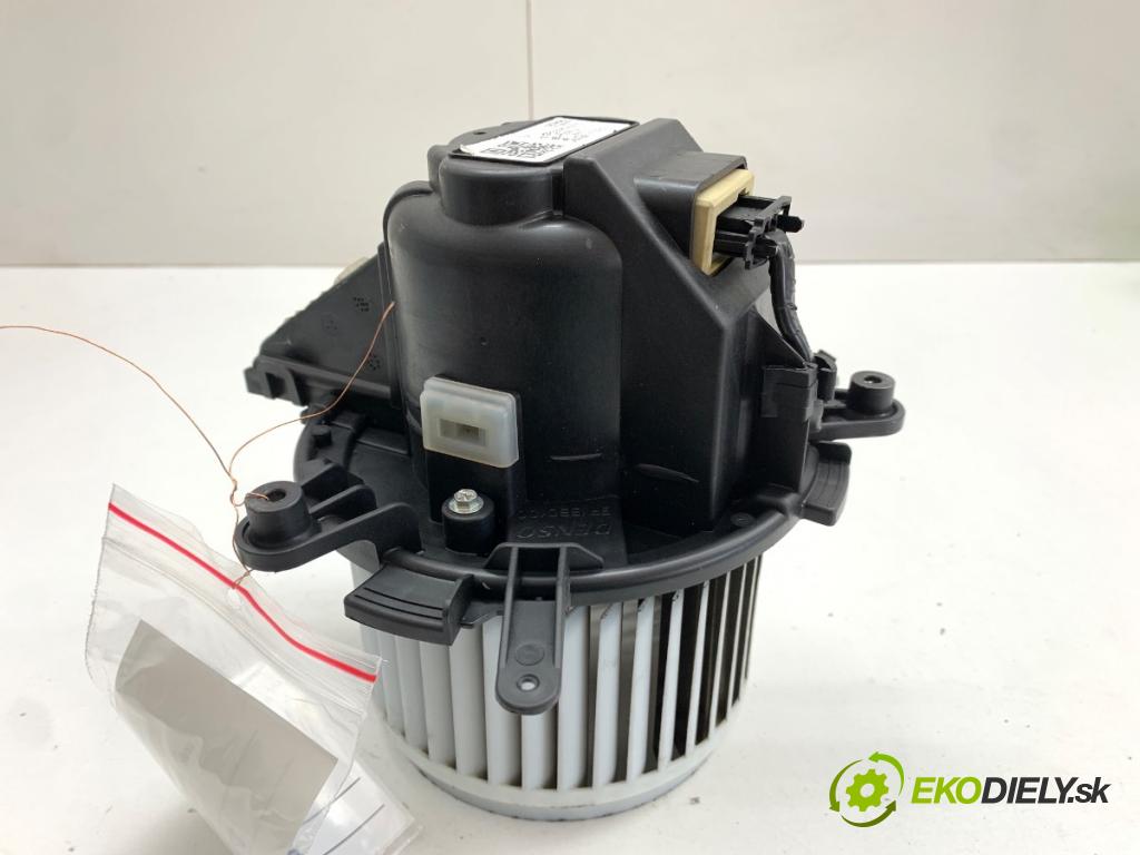 DS DS 7 SUV 2022 133 kW PureTech 180 (J45GFU) 1598 ventilátor kúrenia EJV00002