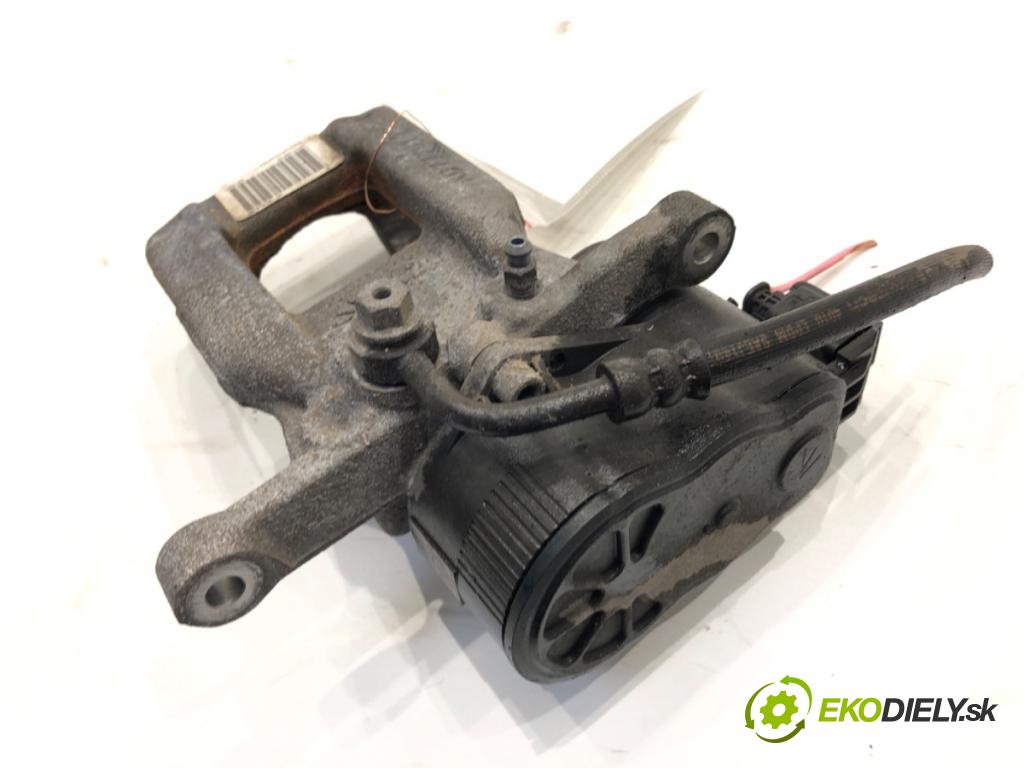 DS DS 7 SUV 2022 133 kW PureTech 180 (J45GFU) 1598 Brzdič strmeň ľavy zad 9819060880