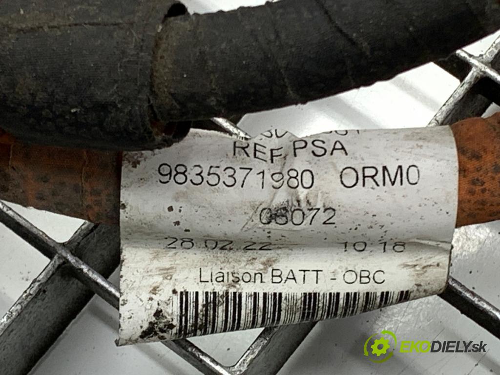 DS DS 7 SUV 2022 133 kW PureTech 180 (J45GFU) 1598 trubka vysokého NAPĚTÍ: 9835371980