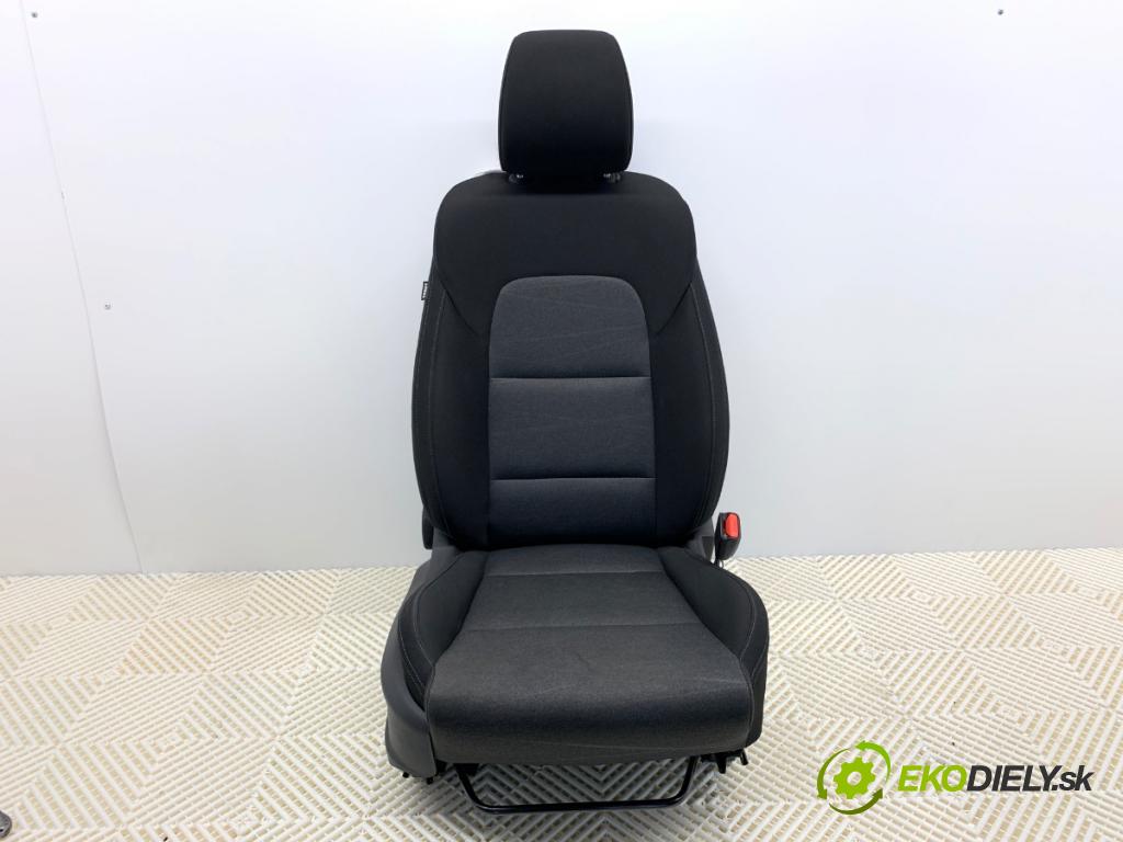 HYUNDAI TUCSON SUV 2020 97 kW 1.6 GDi 1591 Sedadlo pravy predný 