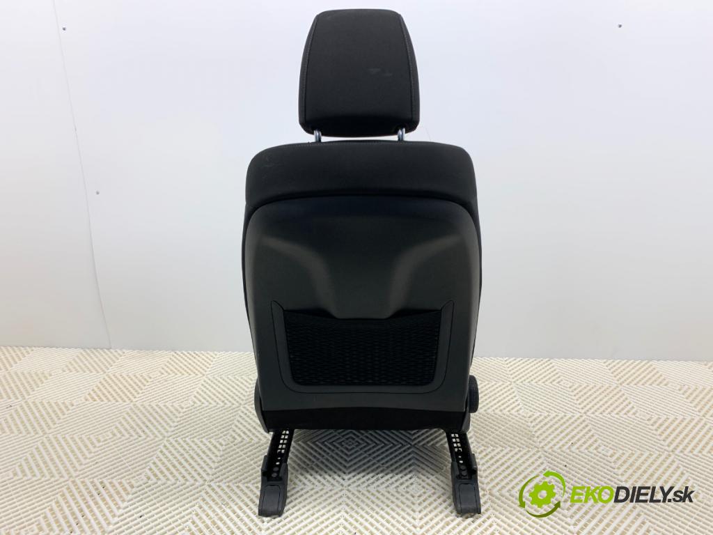 HYUNDAI TUCSON SUV 2020 97 kW 1.6 GDi 1591 Sedadlo pravy predný