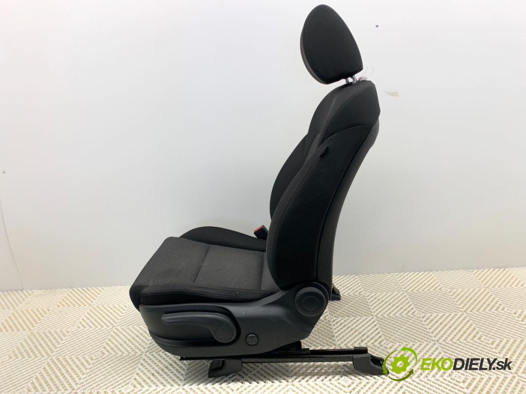 HYUNDAI TUCSON SUV 2020 97 kW 1.6 GDi 1591 Sedadlo ľavy predný