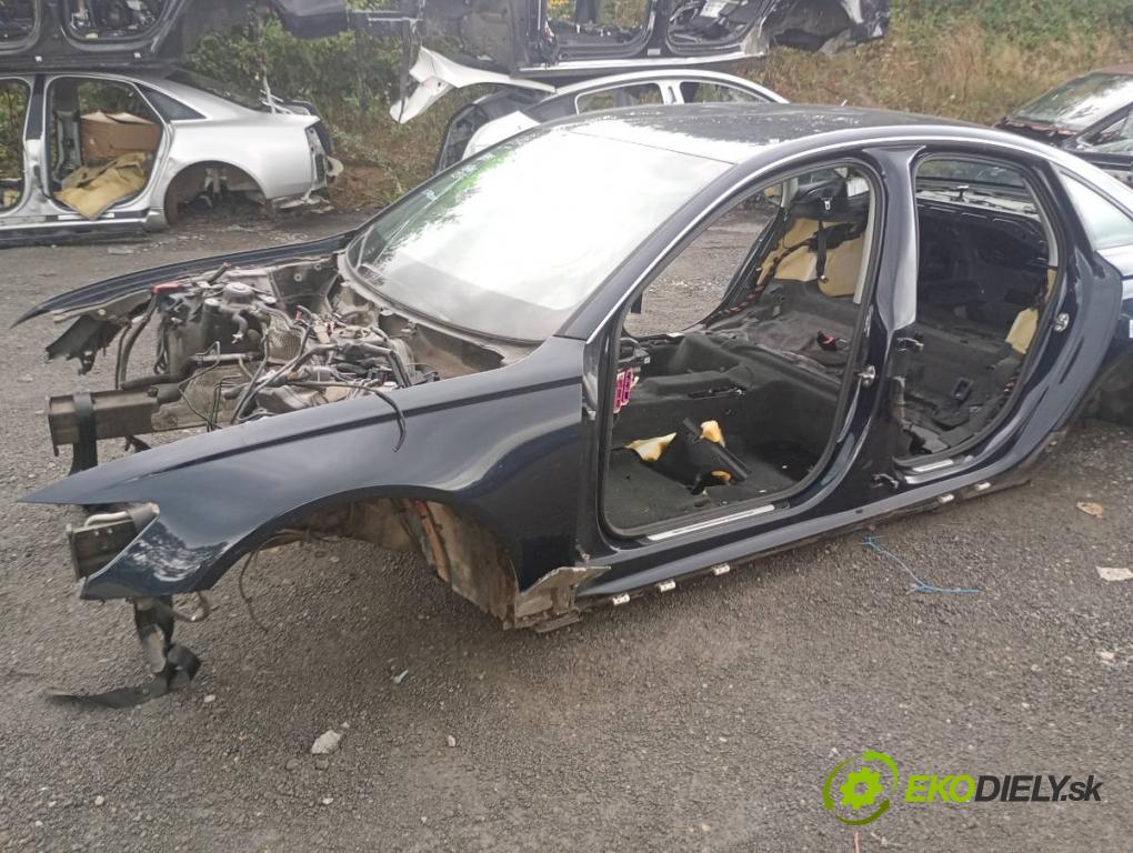 AUDI A6 C7 sedan 2011 180 kW 3.0 TDI quattro 2967 KAROSERIA ČTVRŤÁK blatník práh střecha PODŁUŻNICA