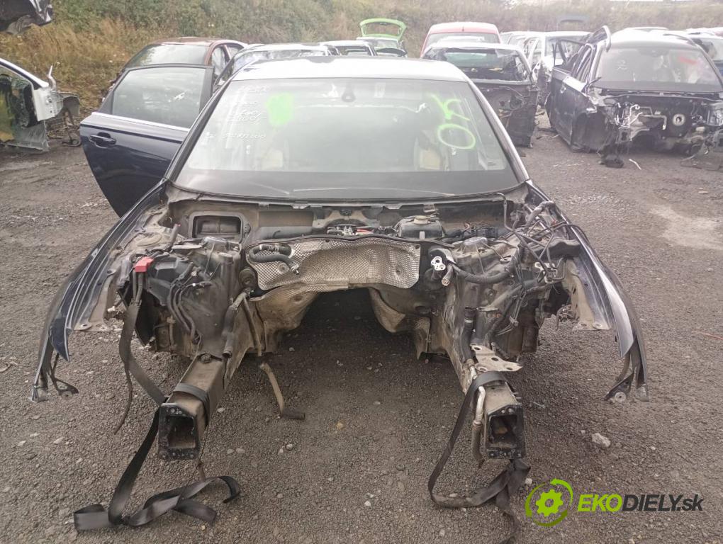 AUDI A6 C7 sedan 2011 180 kW 3.0 TDI quattro 2967 KAROSERIA ČTVRŤÁK blatník práh střecha PODŁUŻNICA