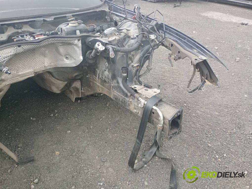 AUDI A6 C7 sedan 2011 180 kW 3.0 TDI quattro 2967 KAROSERIA ČTVRŤÁK blatník práh střecha PODŁUŻNICA