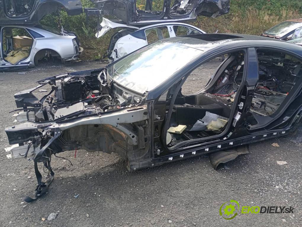 MERCEDES-BENZ C218 coupe 2014 300 kW CLS 500 (218.373) 4663 KAROSERIA ČTVRŤÁK blatník práh střecha PODŁUŻNICA