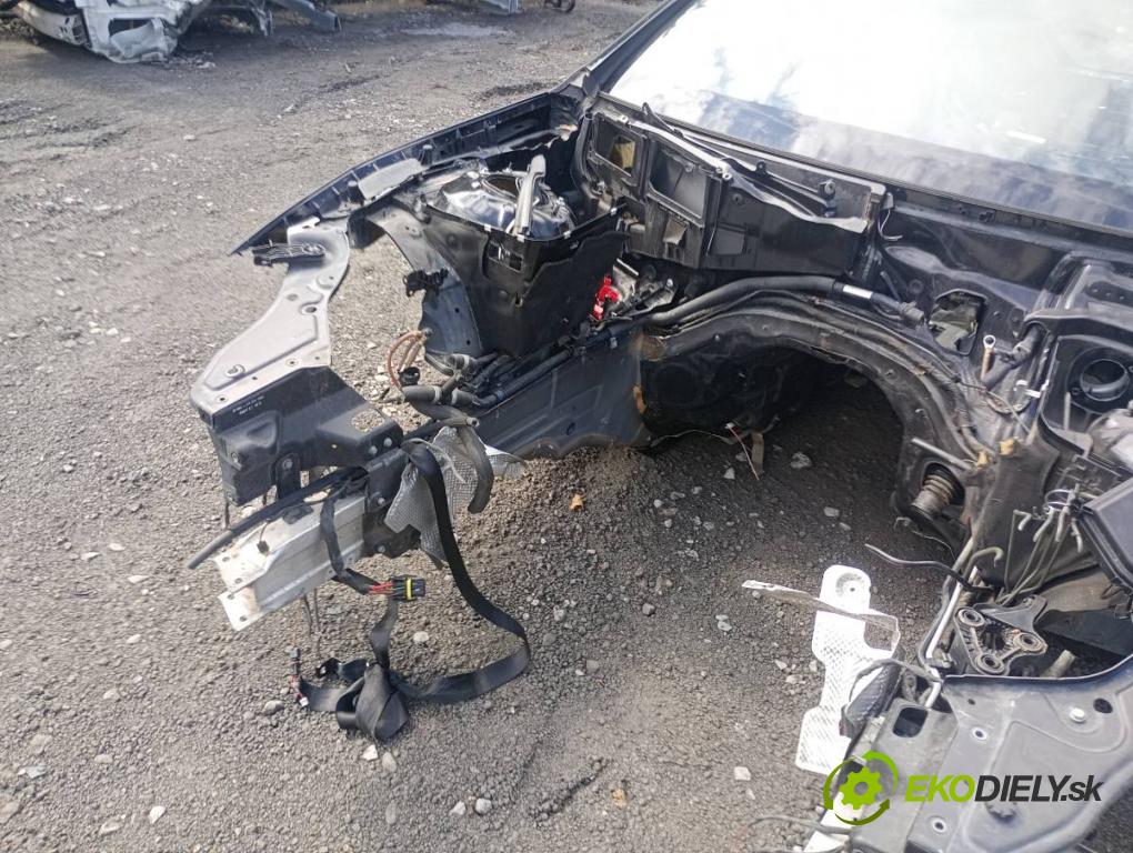 MERCEDES-BENZ C218 coupe 2014 300 kW CLS 500 (218.373) 4663 KAROSERIA ČTVRŤÁK blatník práh střecha PODŁUŻNICA