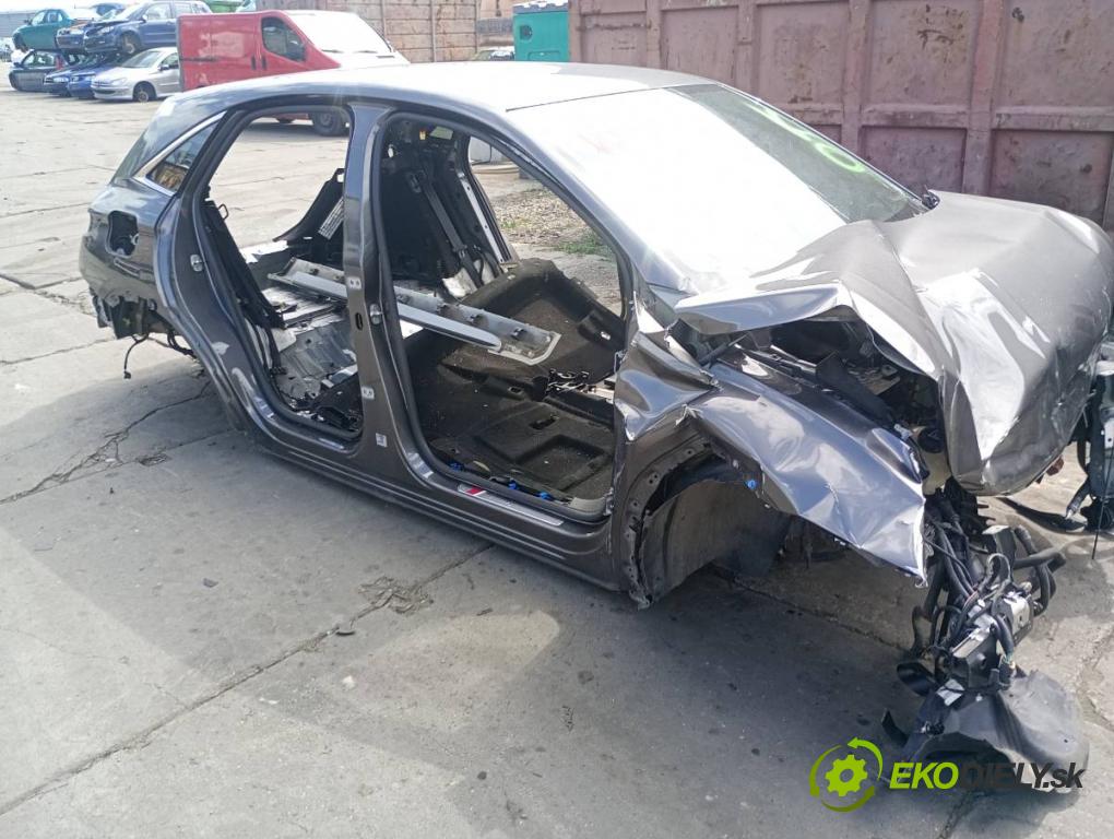 DS DS 7 SUV 2022 133 kW PureTech 180 (J45GFU) 1598 KAROSERIA ČTVRŤÁK blatník práh střecha PODŁUŻNICA