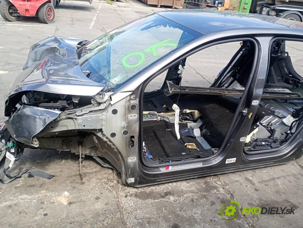 DS DS 7 SUV 2022 133 kW PureTech 180 (J45GFU) 1598 KAROSERIA ČTVRŤÁK blatník práh střecha PODŁUŻNICA