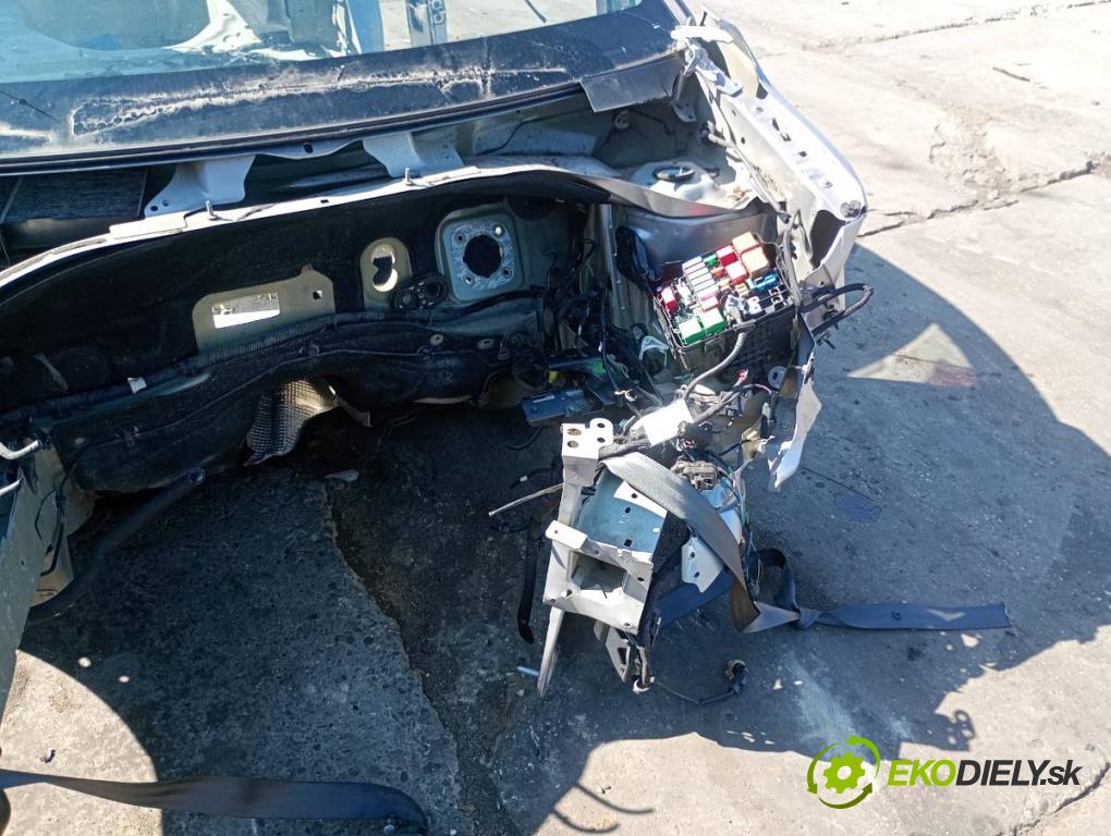 CITROEN C3 III liftback 2022 61 kW 1.2 PureTech 82 1199 KAROSERIA ČTVRŤÁK blatník práh střecha PODŁUŻNICA