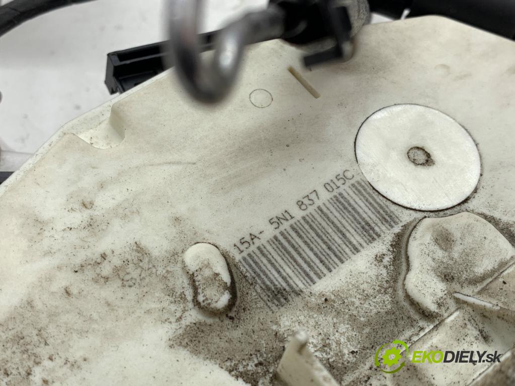VW TIGUAN SUV 2010 103 kW 2.0 TDI 1968 zámok Dvere ľavy predný 5N1837015C