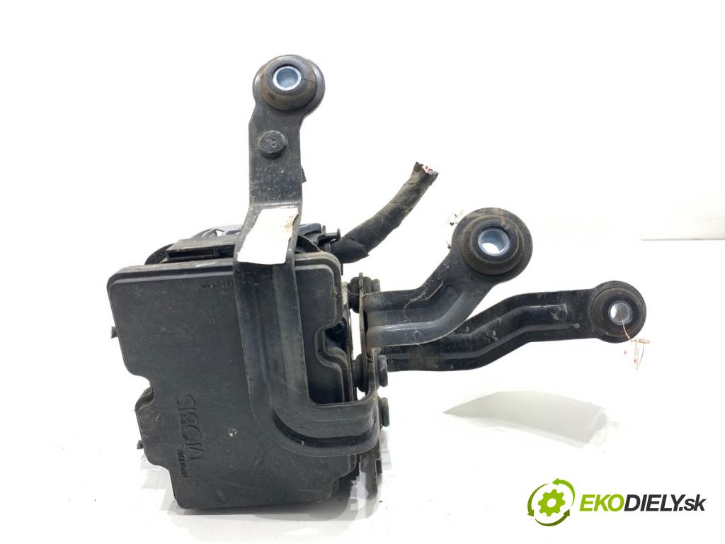 HYUNDAI ix20 liftback 2011 92 kW 1.6 1591 pumpa ABS 1K589-30500 (Pumpa ABS)