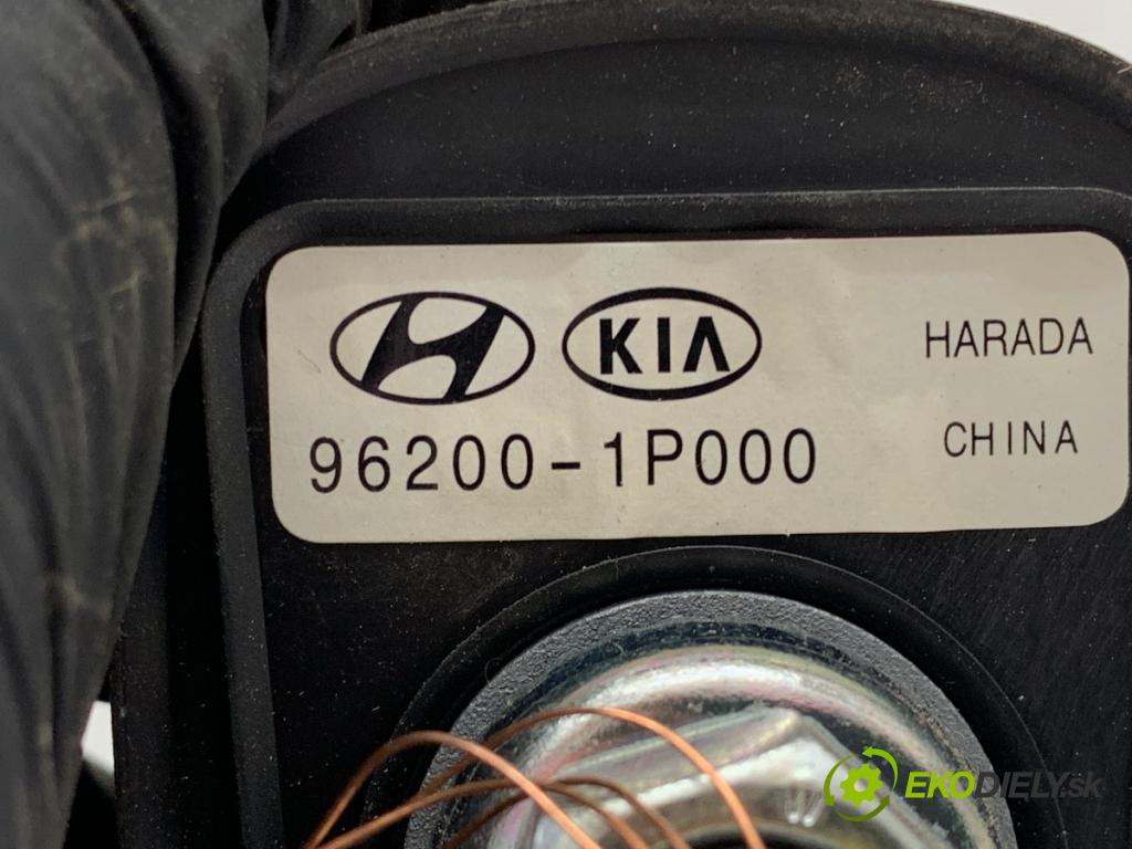 HYUNDAI ix20 liftback 2011 92 kW 1.6 1591 ANTENA 96200-1P000