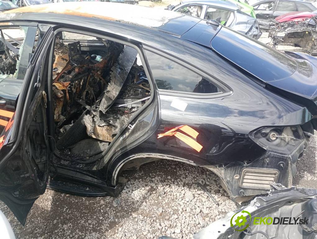 MERCEDES-BENZ GLE Coupe SUV 2016 430 kW AMG 63 S 4-matic (292.375) 5461 KAROSERIA ČTVRŤÁK blatník práh střecha PODŁUŻNICA