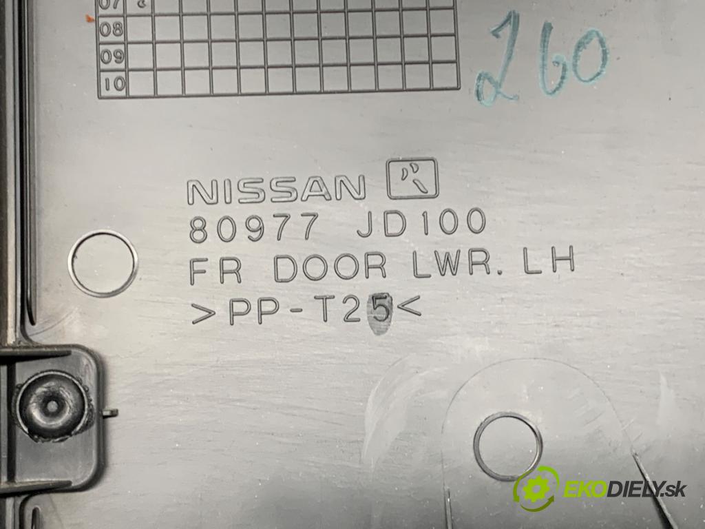 NISSAN QASHQAI J10 SUV 2007 104 kW 2.0 1997 čalúnenie Dvere ľavy predný