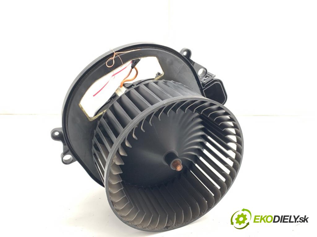 BMW F21 liftback 2014 75 kW 114 i 1598 ventilátor kúrenia T921557
