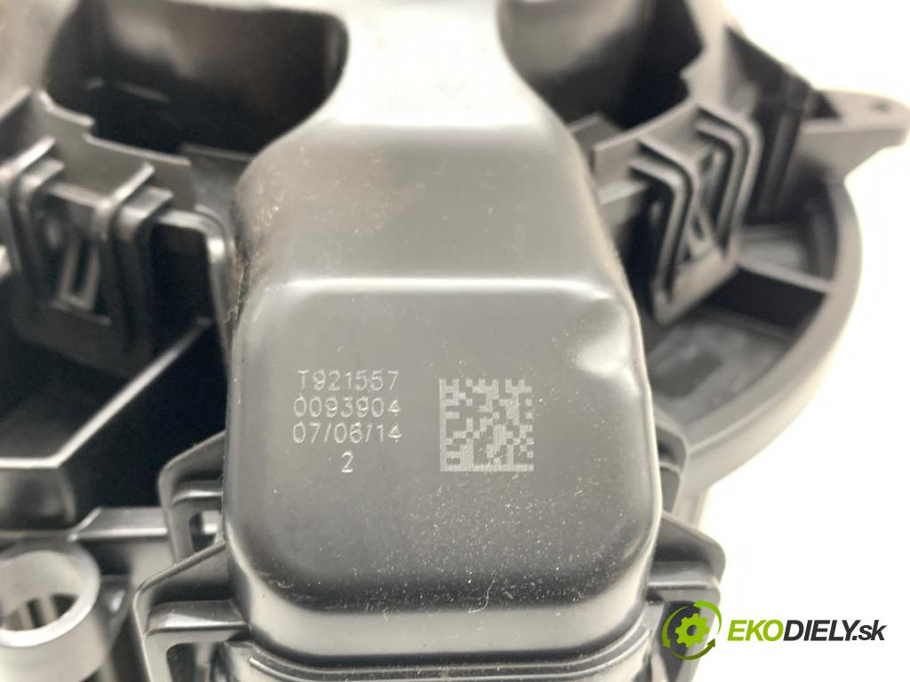 BMW F21 liftback 2014 75 kW 114 i 1598 ventilátor kúrenia T921557