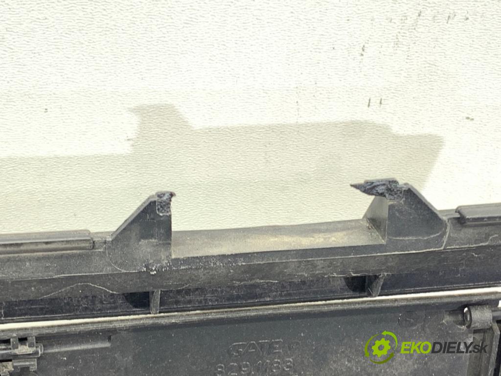 BMW F21 liftback 2014 75 kW 114 i 1598 ventilátor chladiče 7608410 (Ventilátor)