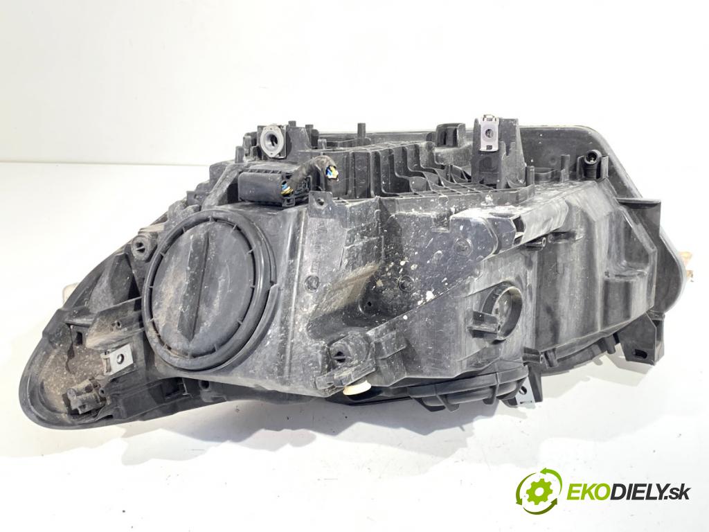BMW F21 liftback 2014 75 kW 114 i 1598 Svetlomet pravy predný 7229672