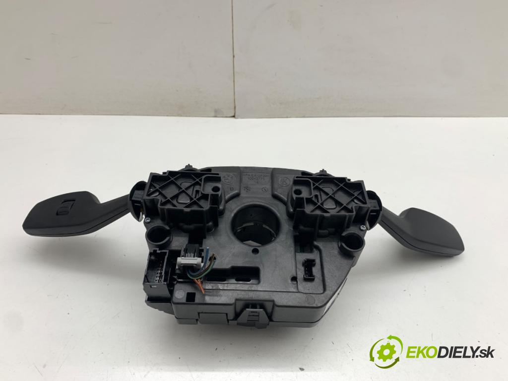 BMW F21 liftback 2014 75 kW 114 i 1598 přepínač kombinovaný 9351147 (Páčky pod volantem)