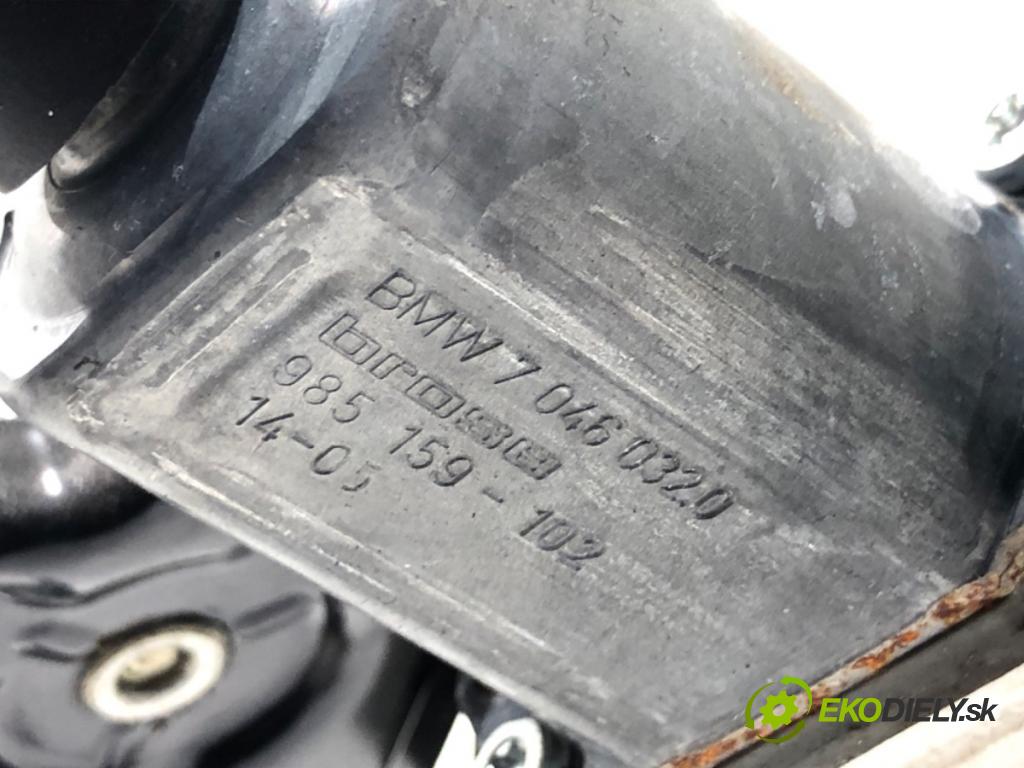 BMW F21 liftback 2014 75 kW 114 i 1598 Mechanizmus okna pravy predný 7046032