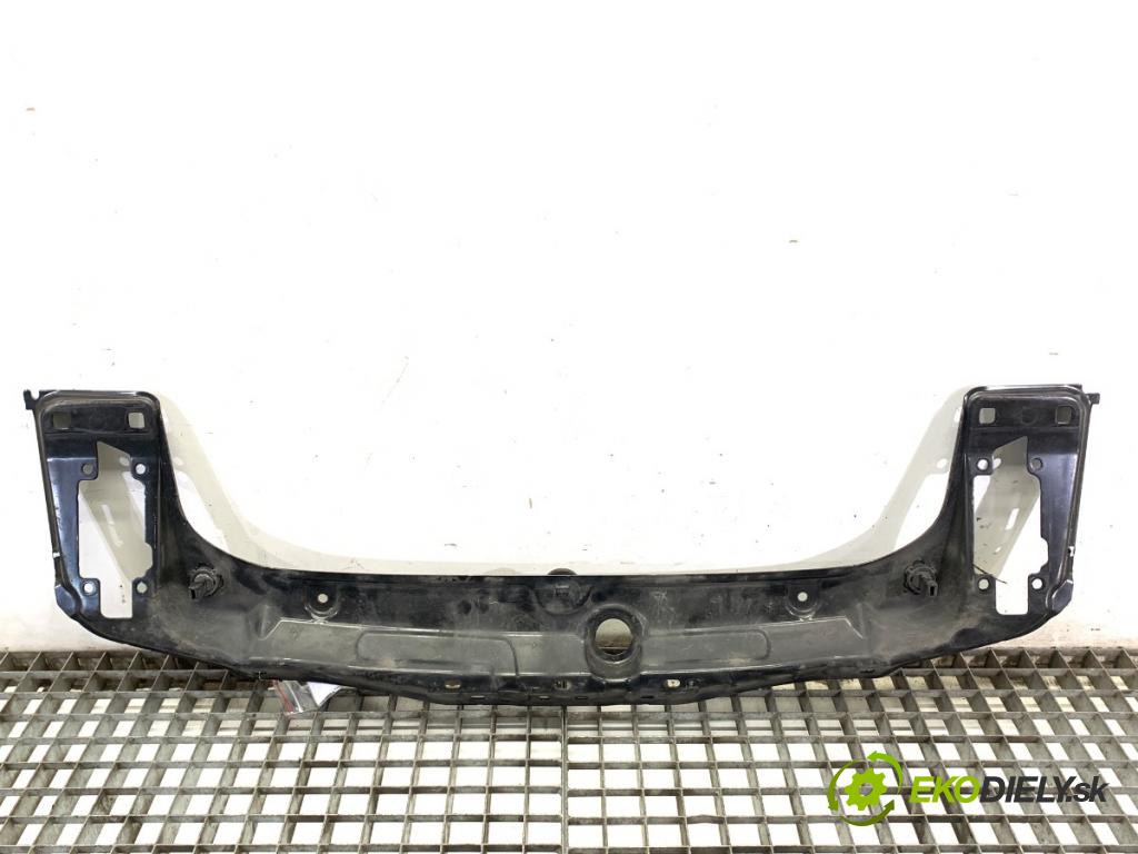 BMW F21 liftback 2014 75 kW 114 i 1598 Držiak predný 7245786 (Výstuha predná)