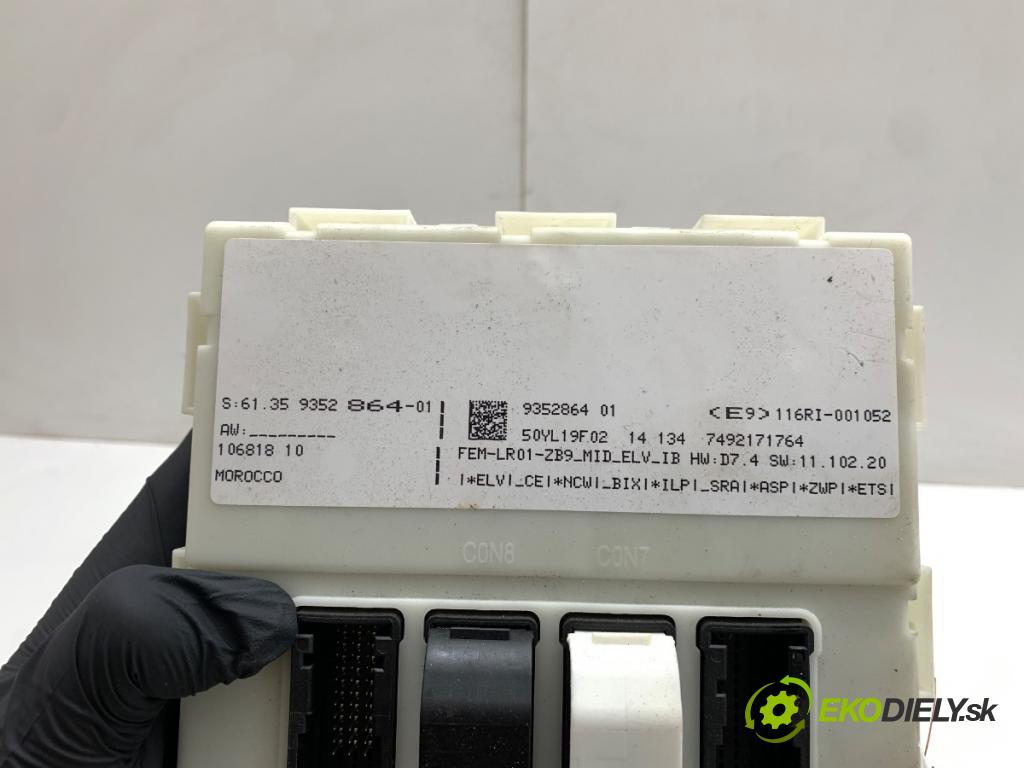 BMW F21 liftback 2014 75 kW 114 i 1598 modul komfortu 9352864 (Komfortní modul)