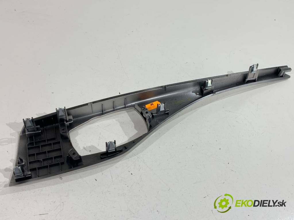 BMW F21 liftback 2014 75 kW 114 i 1598 lišty kryt 9205364 (Lišta)
