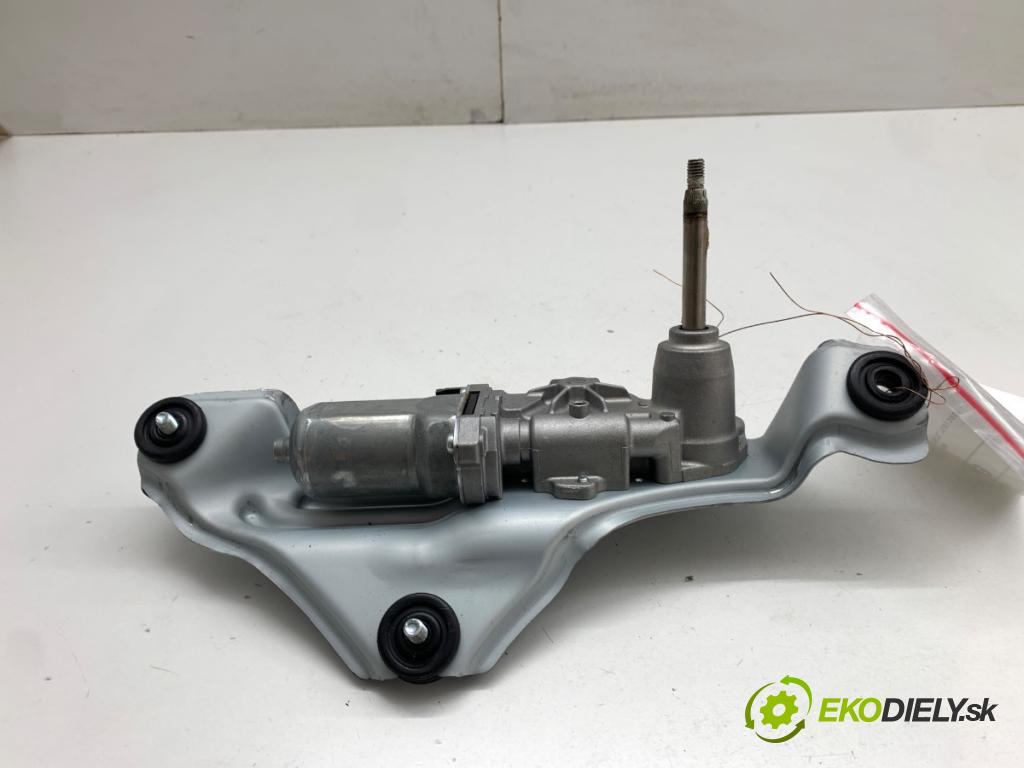 HYUNDAI TUCSON SUV 2020 97 kW 1.6 GDi 1591 Motor stieračov zad 98700-D3000