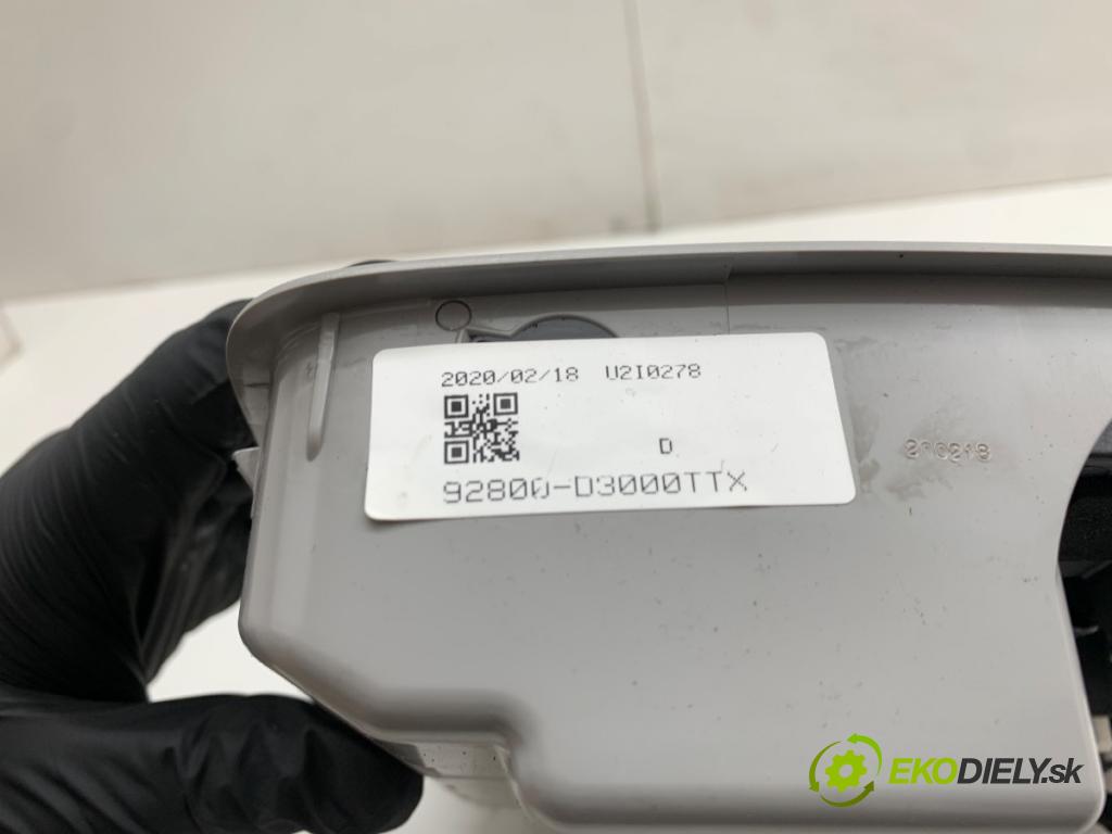 HYUNDAI TUCSON SUV 2020 97 kW 1.6 GDi 1591 Svetlo stropné 95800-D300X