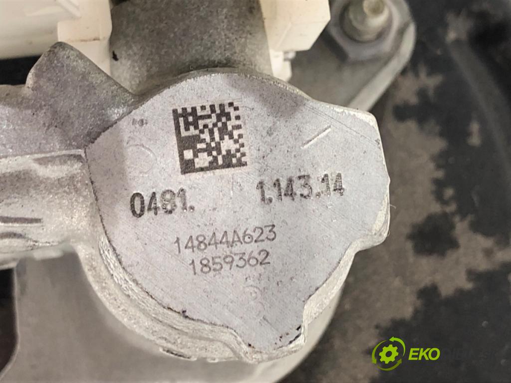 BMW F21 liftback 2014 75 kW 114 i 1598 Posilovač bŕzd 6798418