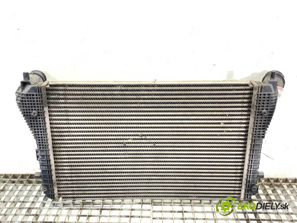 VW TIGUAN SUV 2010 103 kW 2.0 TDI 1968 intercooler 3C0145805AD (Intercooler (chladič nasávaného vzduchu))