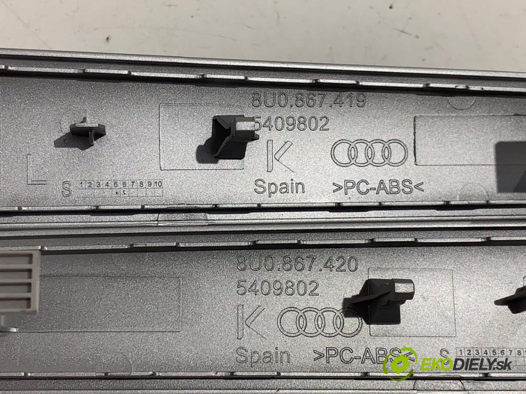 AUDI Q3 I SUV 2017 110 kW 2.0 TDI 1968 lišty kryt dveře 8U0867409