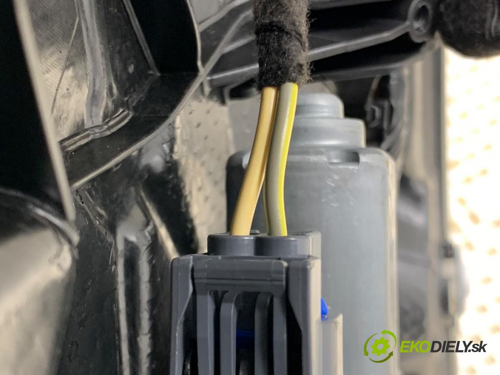FORD FOCUS IV Kombi 2019 92 kW 1.0 EcoBoost 999 mechanismus okna pravý přední část JX7B-A23200-CD