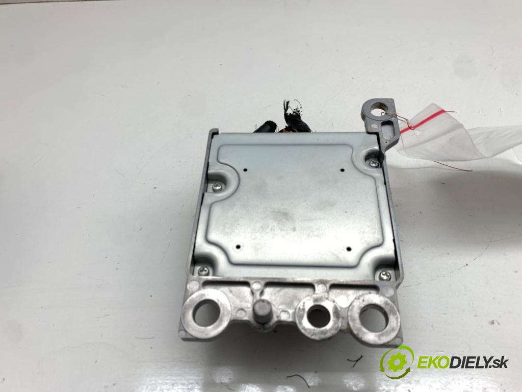 NISSAN QASHQAI J10 SUV 2007 104 kW 2.0 1997 senzor airbag 98820JD10A (Snímač)