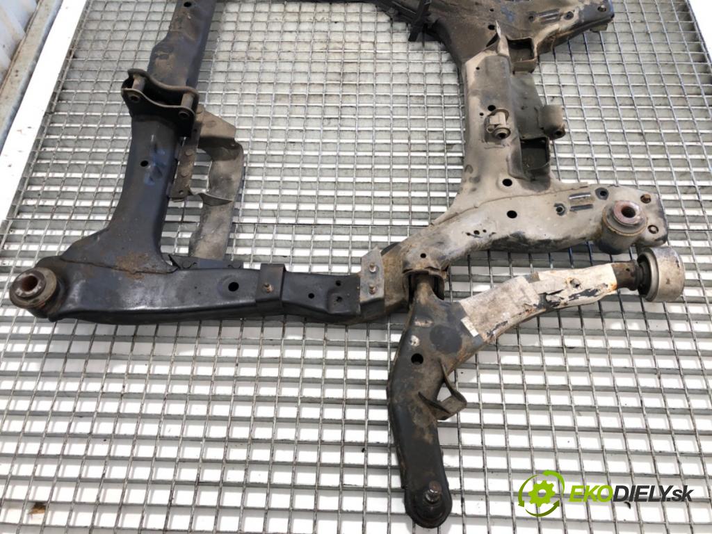 NISSAN MURANO Z50 SUV 2006 172 kW 3.5 3498 výztuha pod motor  (Přední výztuha)